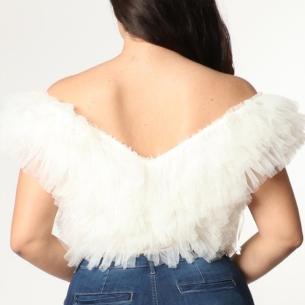 Whit chiffon V neck top